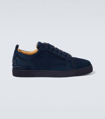 L0uboutin shoe no spikes