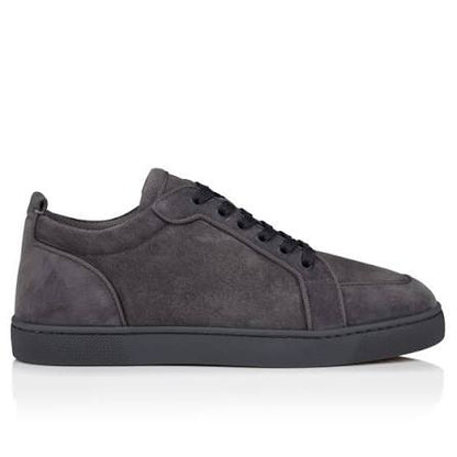 L0uboutin shoe no spikes